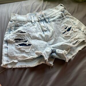 Never worn, Curvy Mom Shorts. Super stretchy and comfy.